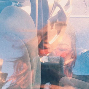 Meet your Posher, Mae